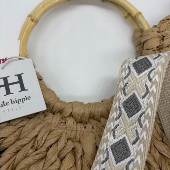 NWT Haute Hippie Straw Handbag with Boho Trap, Bamboo Handles - Picture 4 of 4